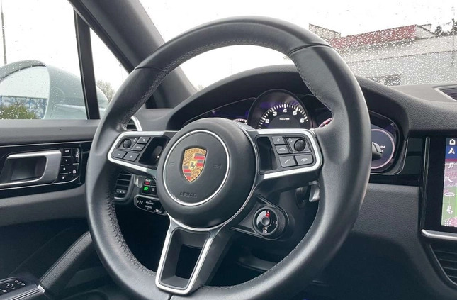 Porsche Cayenne cena 289900 przebieg: 33000, rok produkcji 2020 z Ostróda małe 436